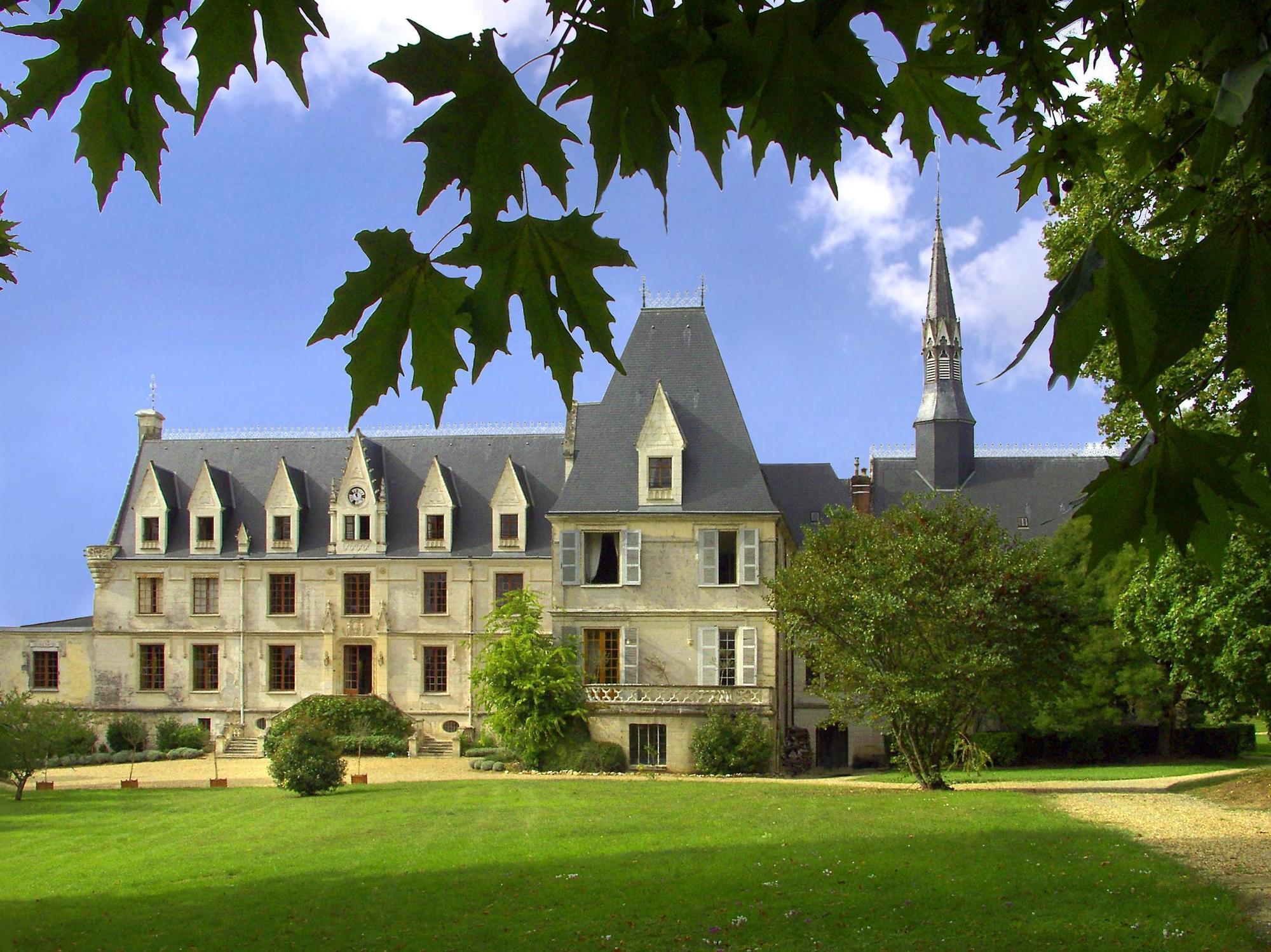Chateau De Reignac Hotel Exterior photo