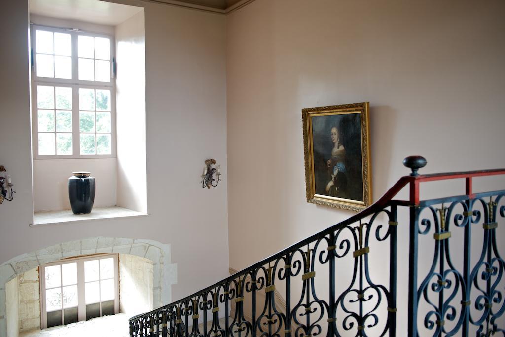 Chateau De Reignac Hotel Exterior photo