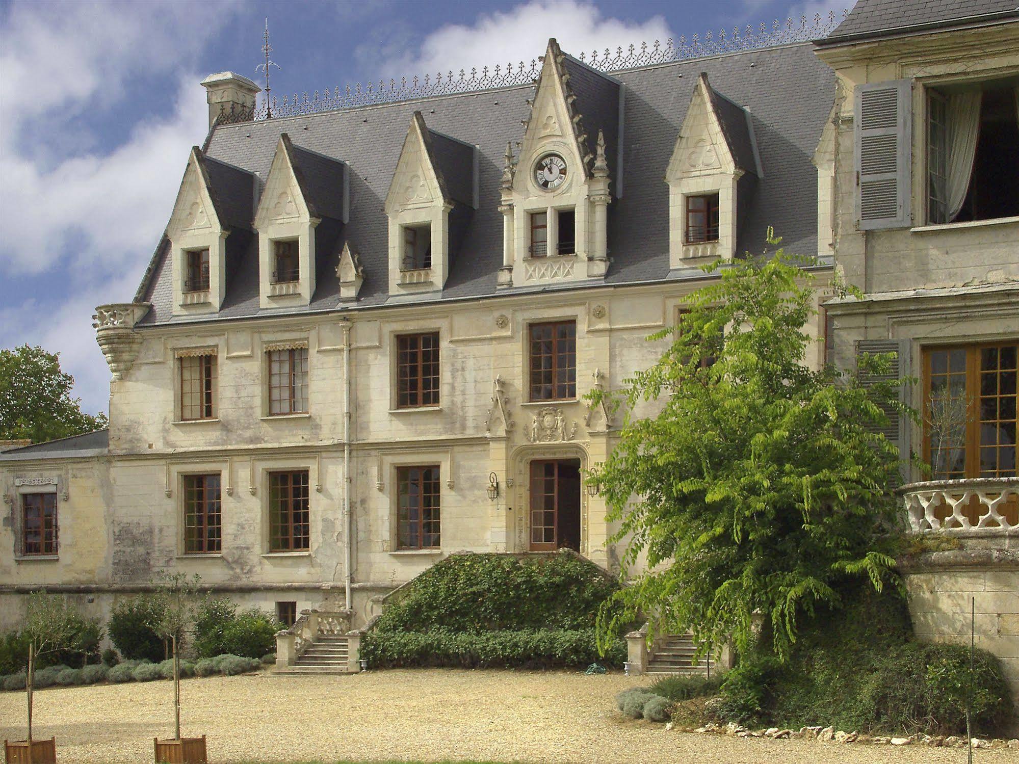 Chateau De Reignac Hotel Exterior photo